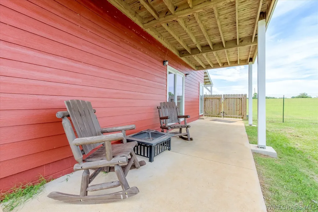 2639 County Road 6 Headland AL 36345