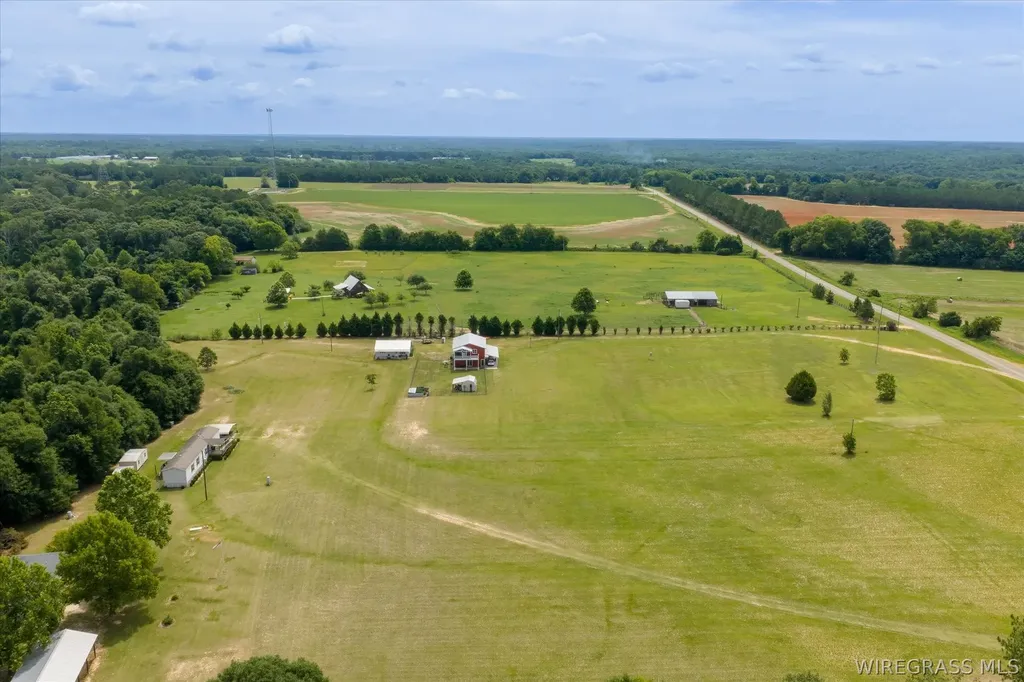 2639 County Road 6 Headland AL 36345