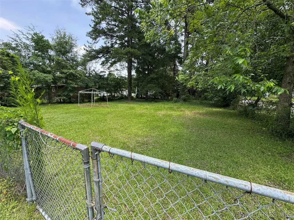 1202 Tacoma Street Dothan AL 36303