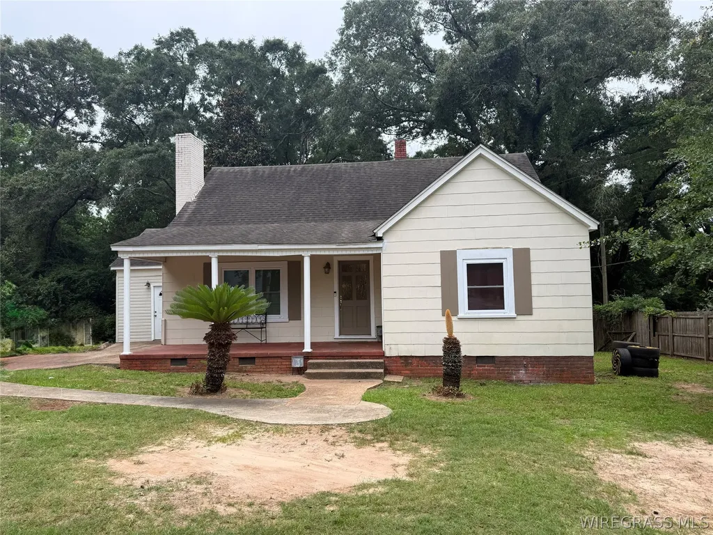 909 Crawford Avenue Enterprise AL 36330