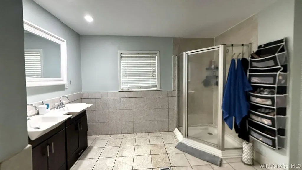 909 Crawford Avenue Enterprise AL 36330