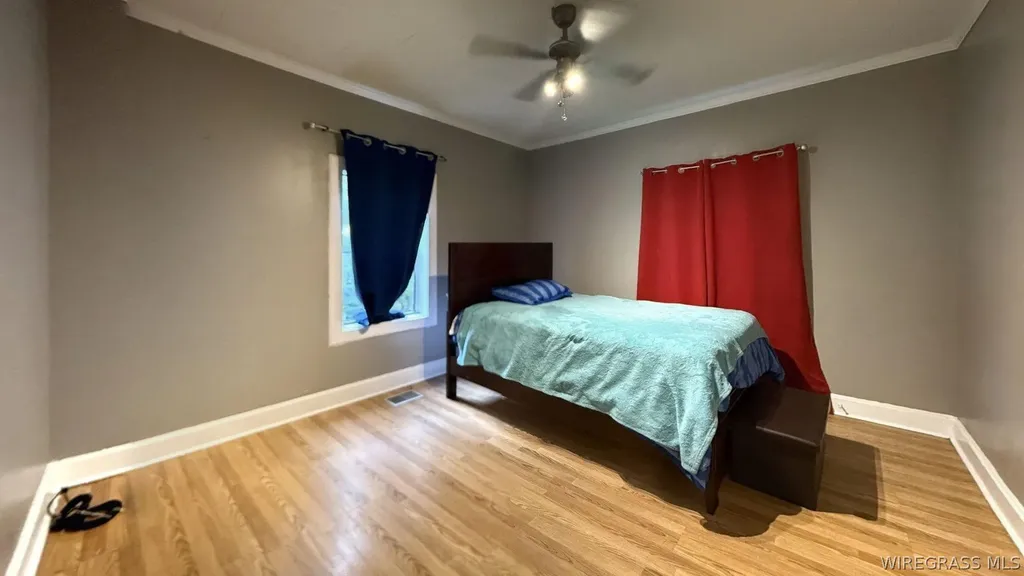 909 Crawford Avenue Enterprise AL 36330
