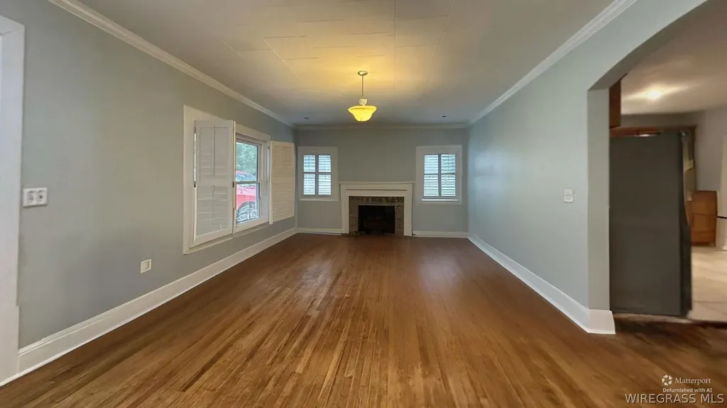 909 Crawford Avenue Enterprise AL 36330
