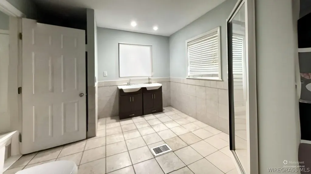 909 Crawford Avenue Enterprise AL 36330