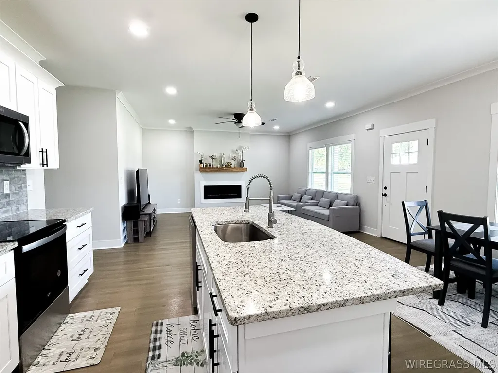 250 Merrit Drive Slocomb AL 36375