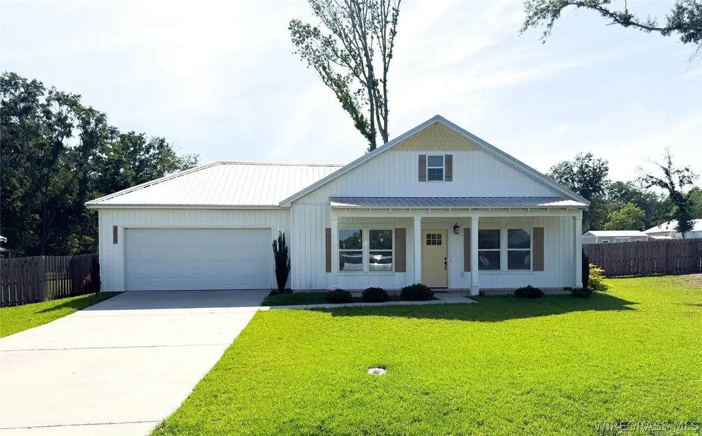 250 Merrit Drive Slocomb AL 36375