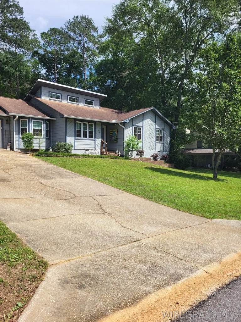 102 Oakland Drive Enterprise AL 36330