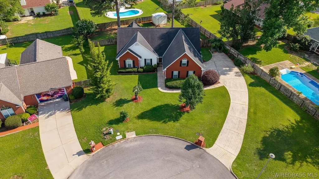 107 Fox Lair Court Dothan AL 36305