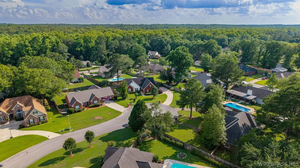 107 Fox Lair Court Dothan AL 36305