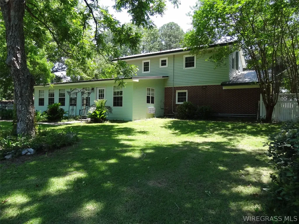 27 Andrews Drive Daleville AL 36322