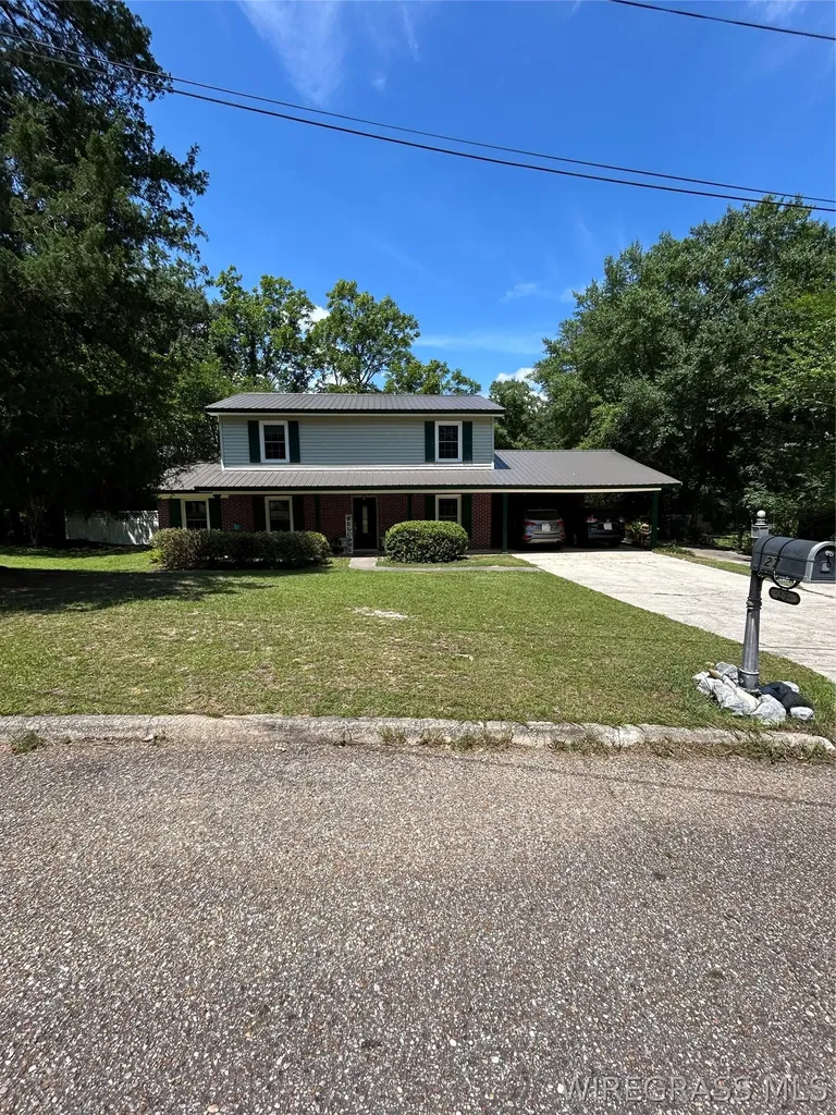 27 Andrews Drive Daleville AL 36322