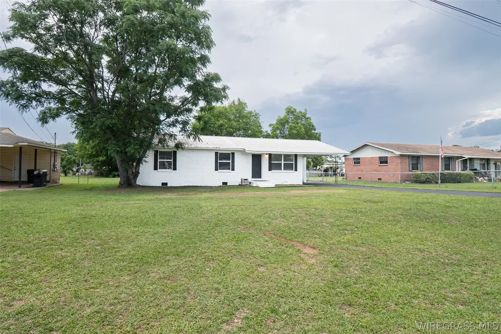 213 Rock Creek Road Headland AL 36345