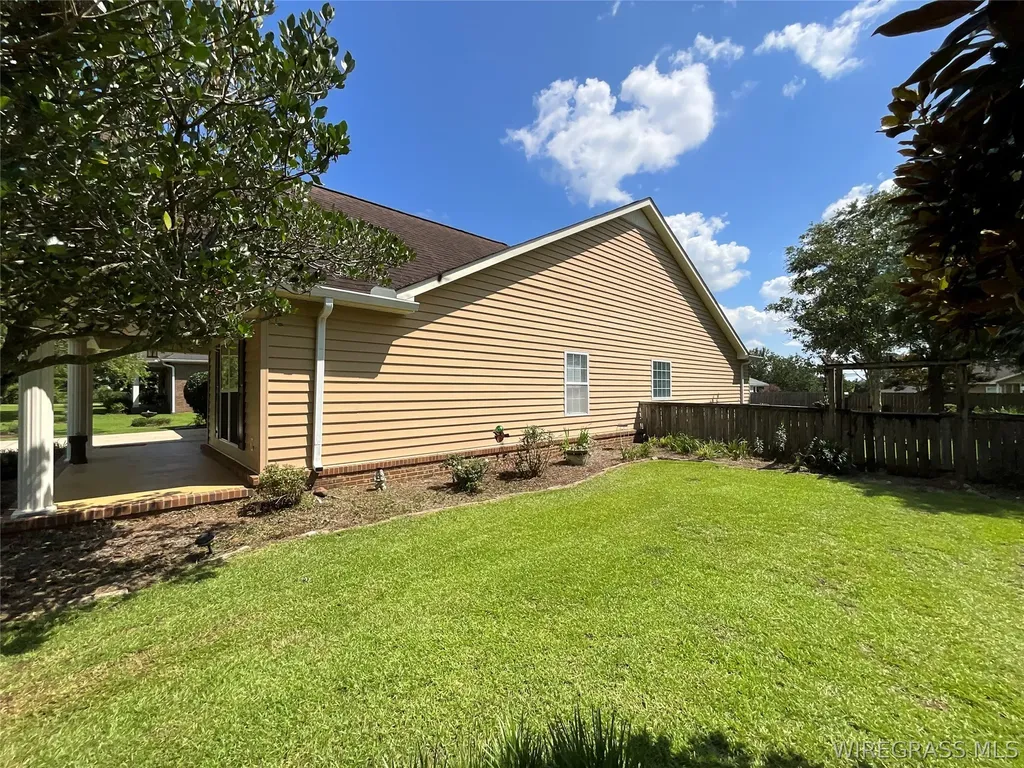 510 E Church Street New Brockton AL 36351