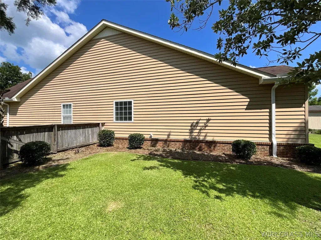 510 E Church Street New Brockton AL 36351