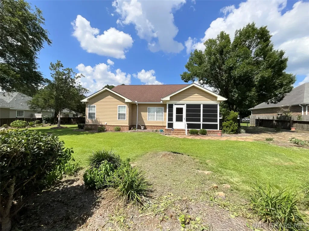 510 E Church Street New Brockton AL 36351