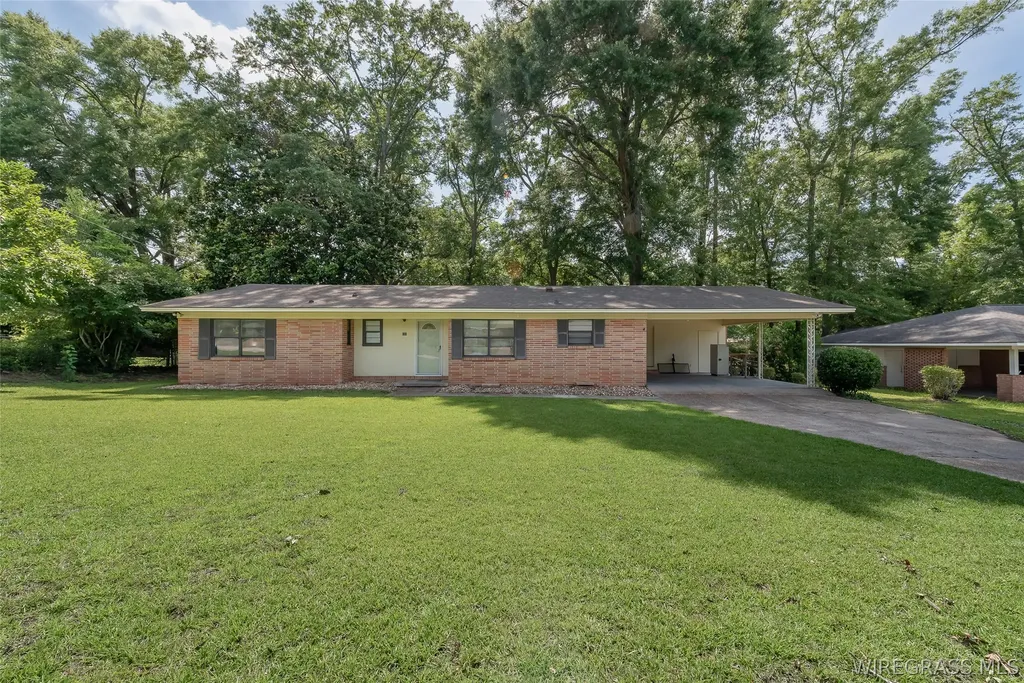 101 Laurel Circle Enterprise AL 36330
