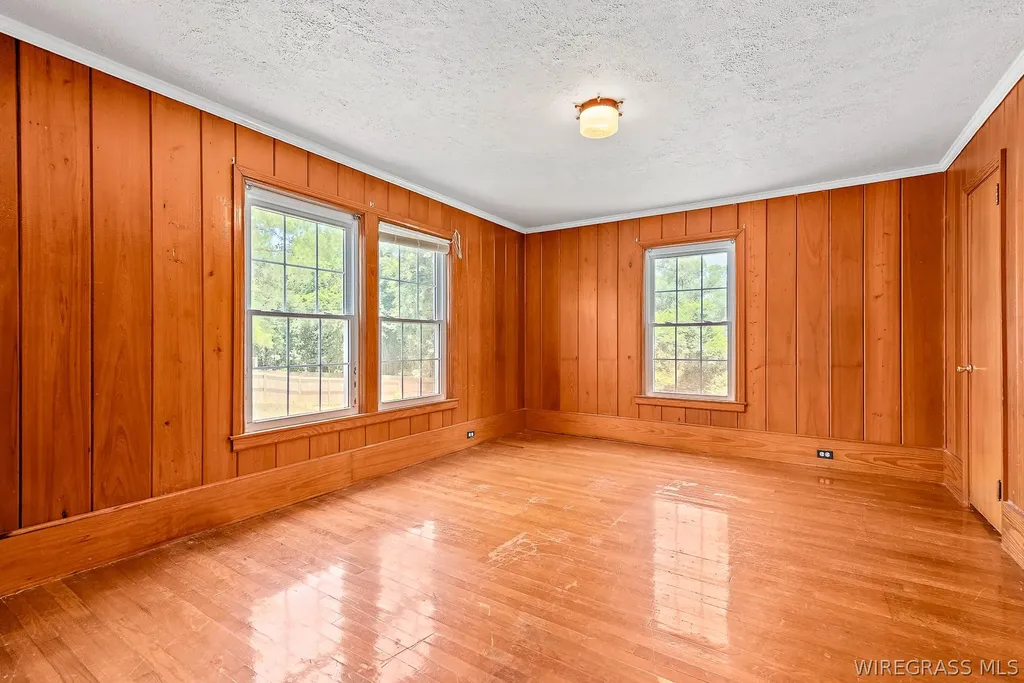 561 Davis Street E Elba AL 36323