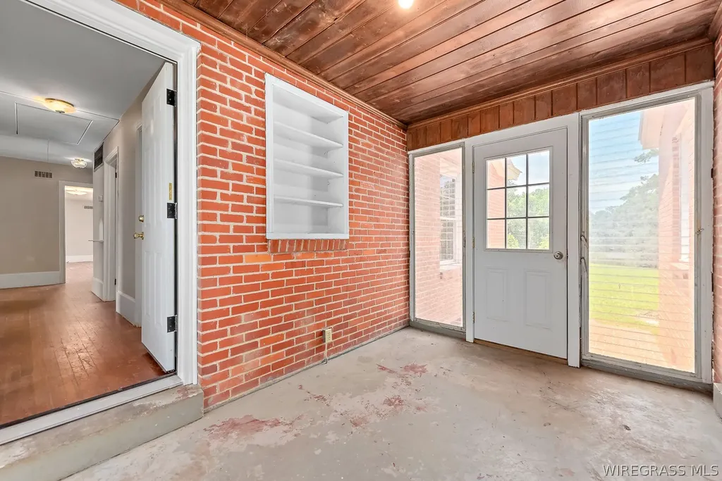 561 Davis Street E Elba AL 36323
