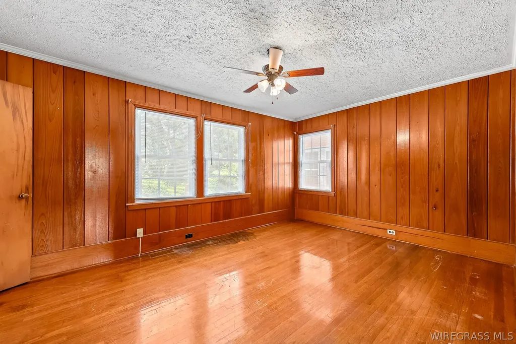561 Davis Street E Elba AL 36323