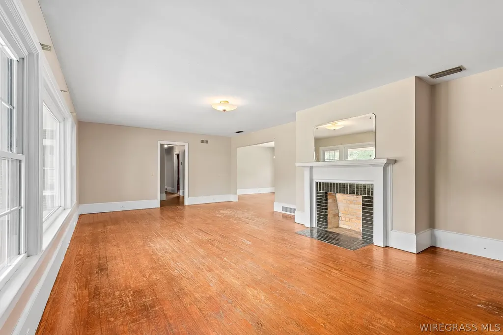 561 Davis Street E Elba AL 36323