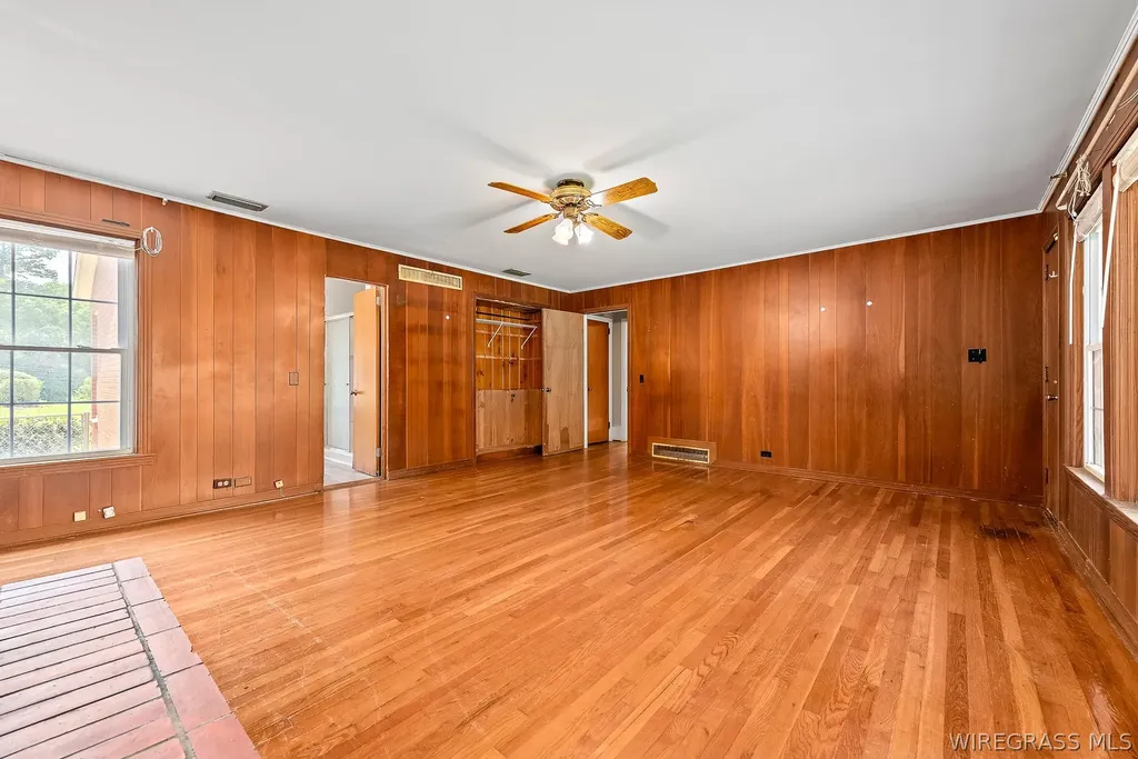 561 Davis Street E Elba AL 36323
