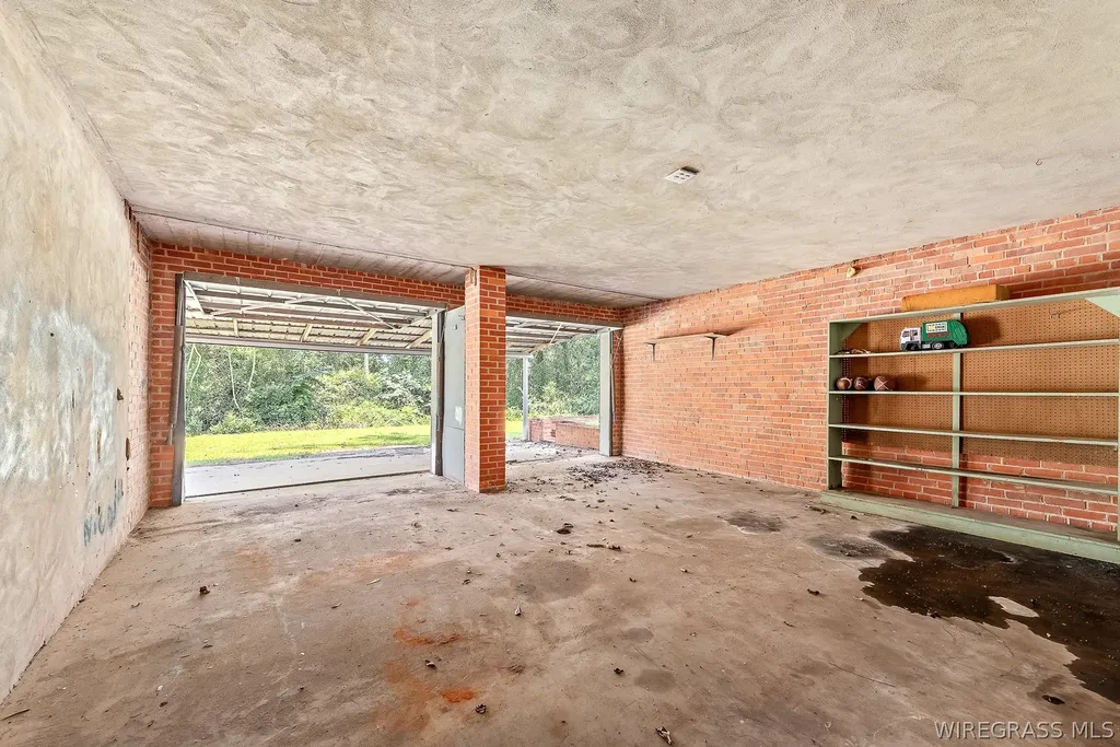 561 Davis Street E Elba AL 36323