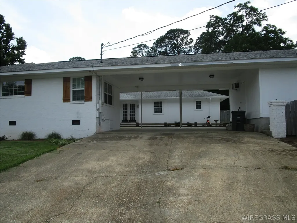209 Seay Street Enterprise AL 36330