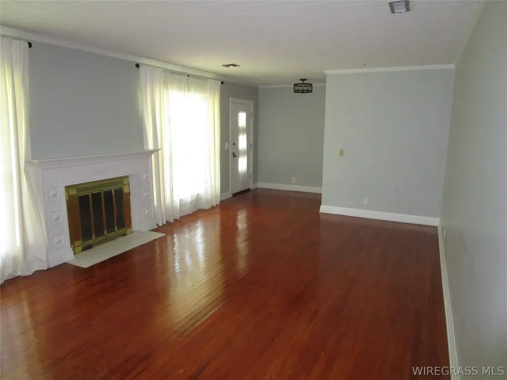 209 Seay Street Enterprise AL 36330