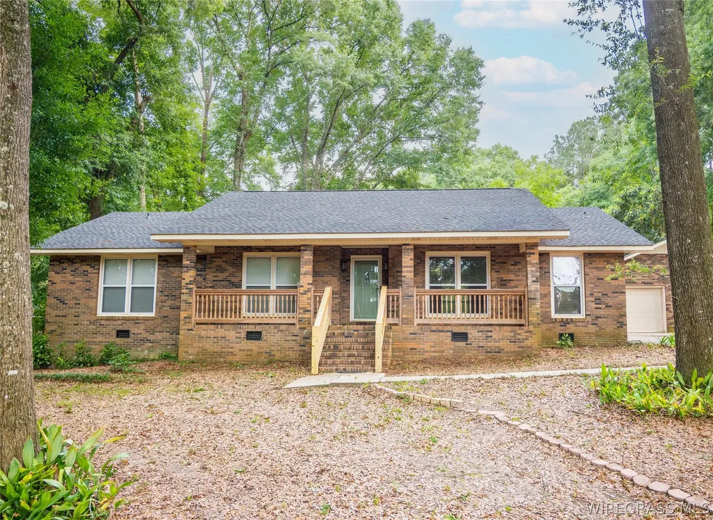 126 Laurel Breeze Drive Enterprise AL 36330