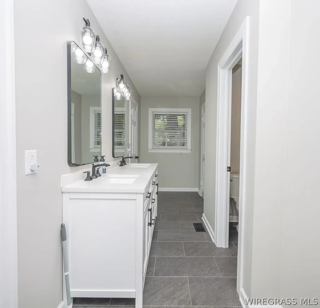 126 Laurel Breeze Drive Enterprise AL 36330