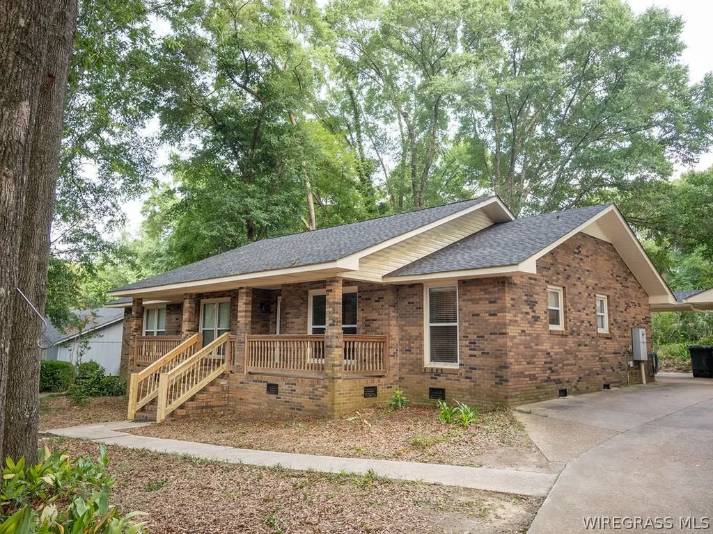 126 Laurel Breeze Drive Enterprise AL 36330