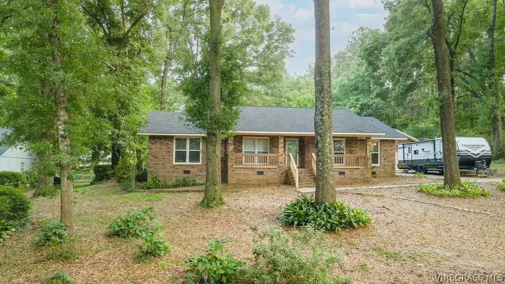 126 Laurel Breeze Drive Enterprise AL 36330