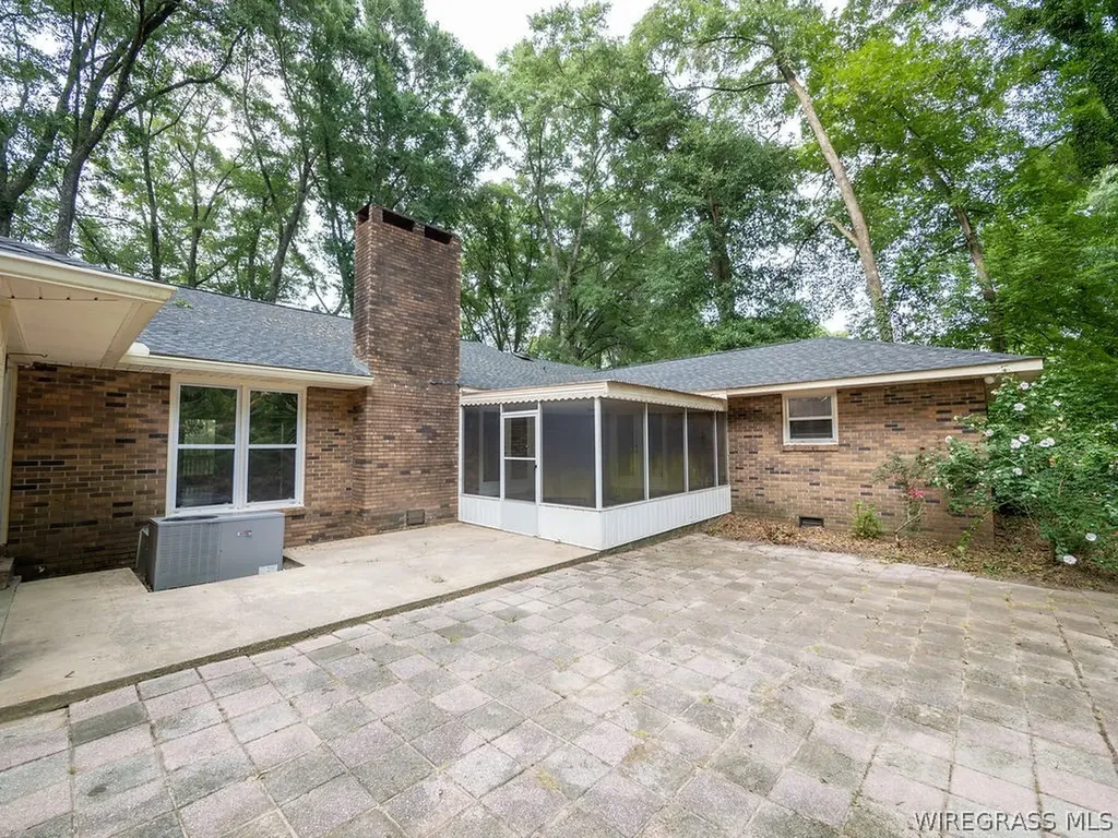 126 Laurel Breeze Drive Enterprise AL 36330