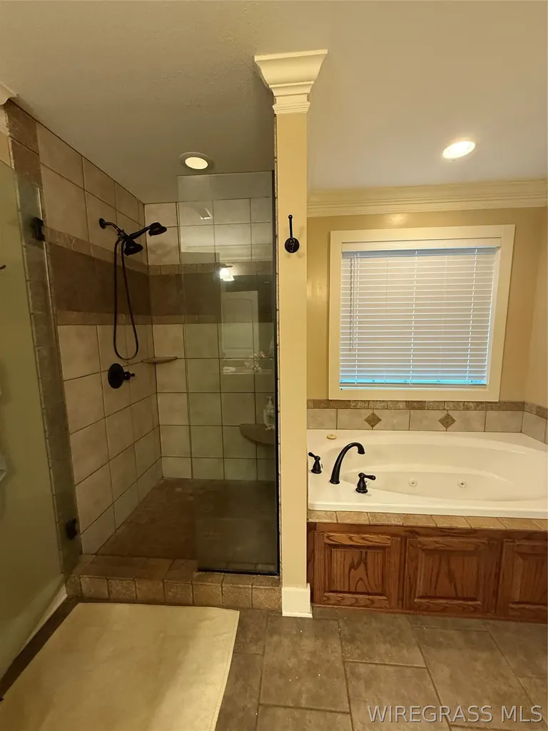 1215 E Mckinnon Street New Brockton AL 36351