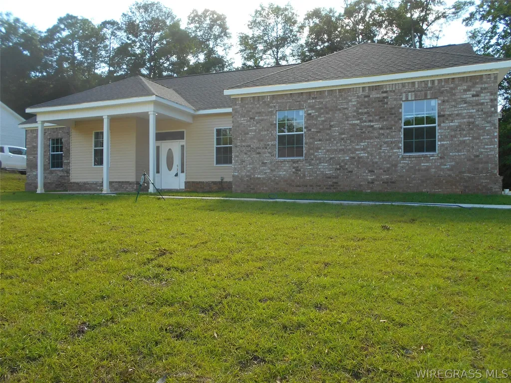 227 Tharpe Drive Ozark AL 36360