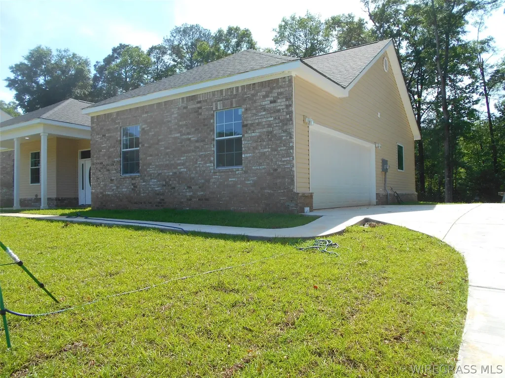 227 Tharpe Drive Ozark AL 36360