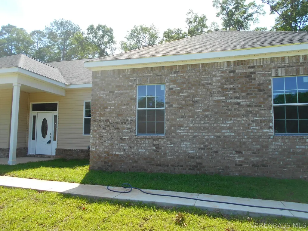 227 Tharpe Drive Ozark AL 36360