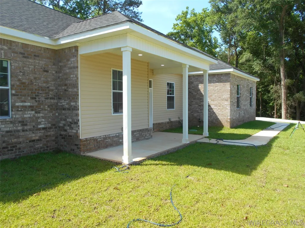 227 Tharpe Drive Ozark AL 36360