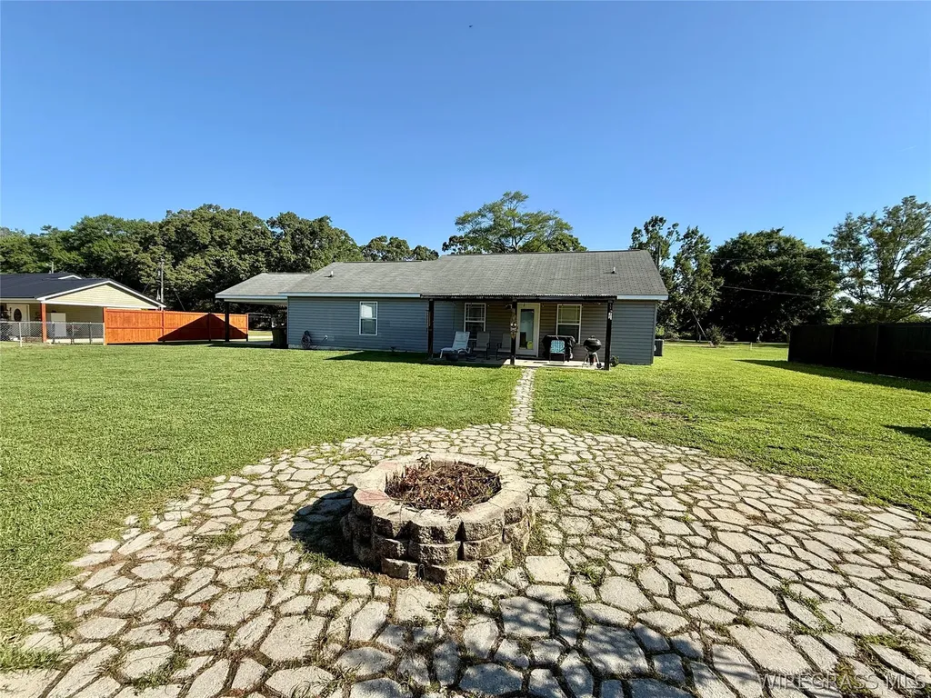 344 Lakeview Drive Hartford AL 36344