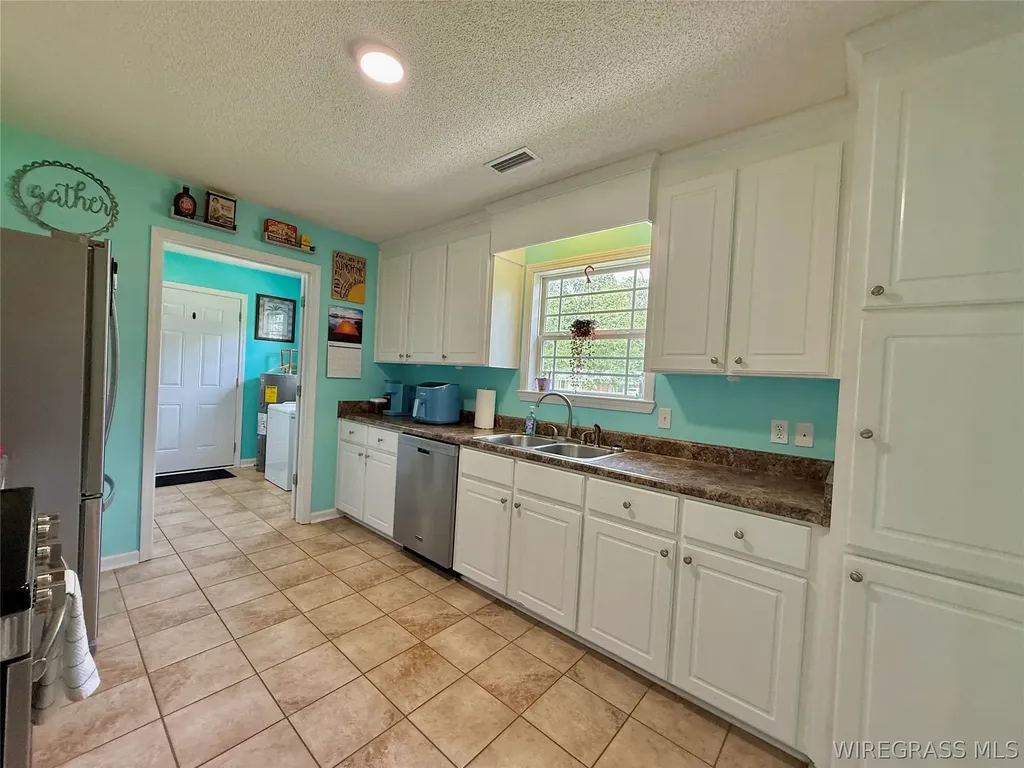 344 Lakeview Drive Hartford AL 36344