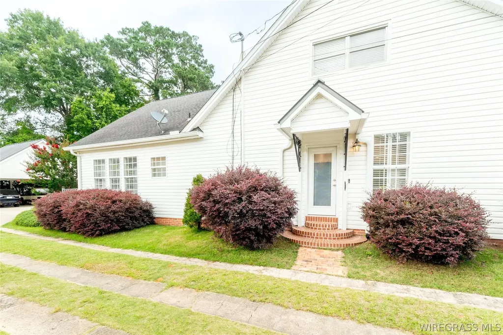 608 W College Street Enterprise AL 36330