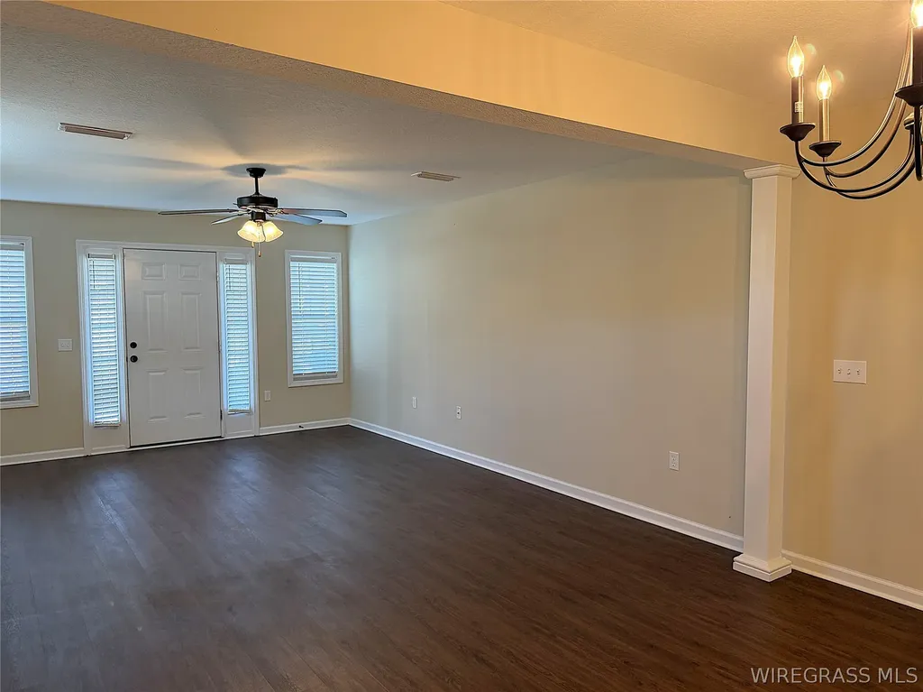 112 Jasmine Circle Enterprise AL 36330