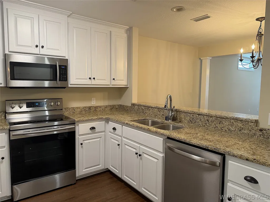 112 Jasmine Circle Enterprise AL 36330
