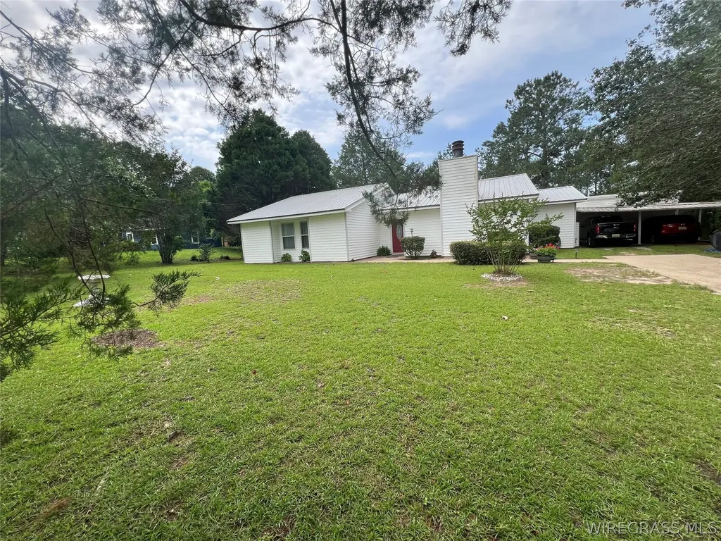 196 Chestnut Drive Ozark AL 36360