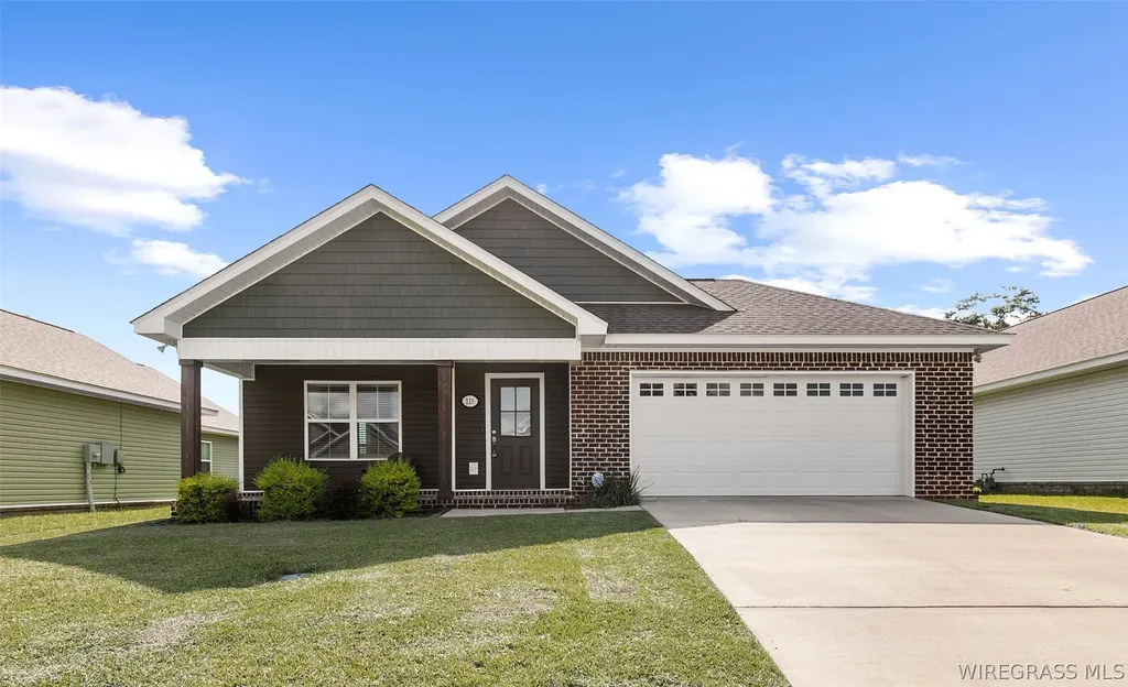 118 Mapleleaf Court Enterprise AL 36330