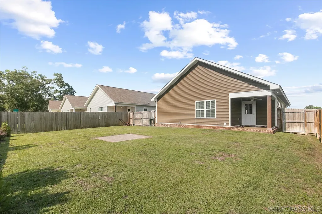 118 Mapleleaf Court Enterprise AL 36330