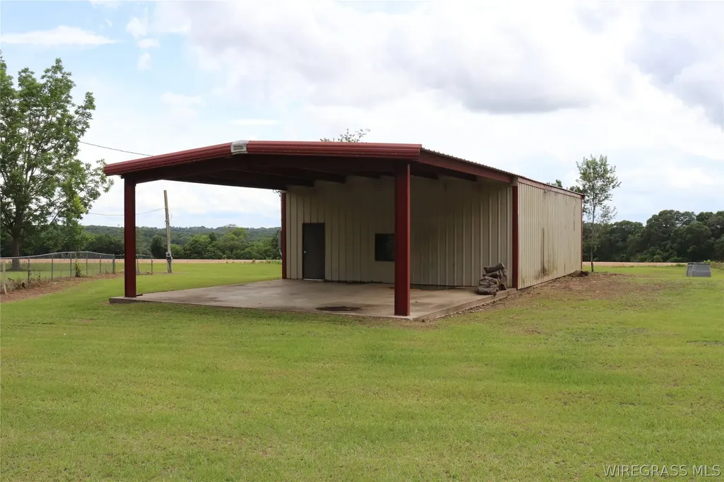 216 Private Road 1428 Enterprise AL 36330