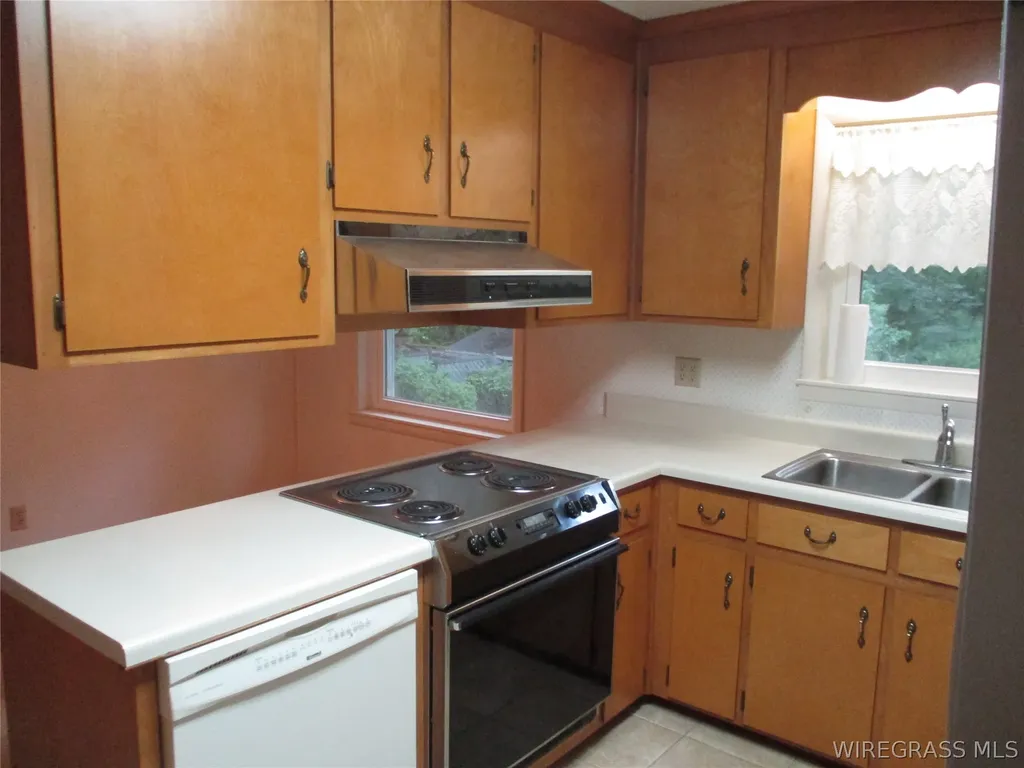 173 Pinecrest Drive Ozark AL 36360