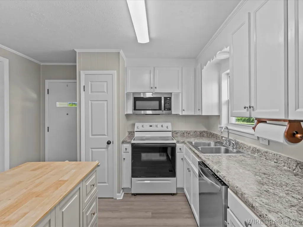 11886 N Highway 27 Chancellor AL 36316