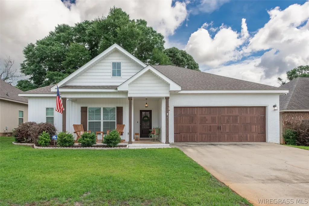 662 Valley Stream Drive Enterprise AL 36330